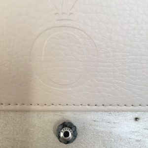 DISCONTINUED Pandora Essence Belief Charm